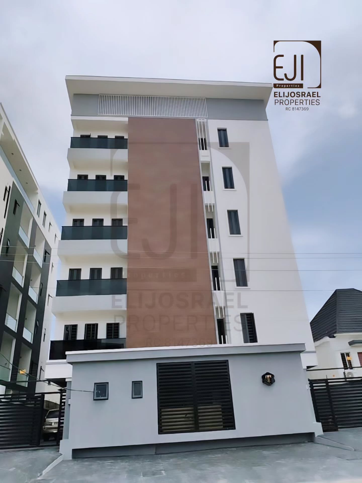 Hardwood Gardens Apartments